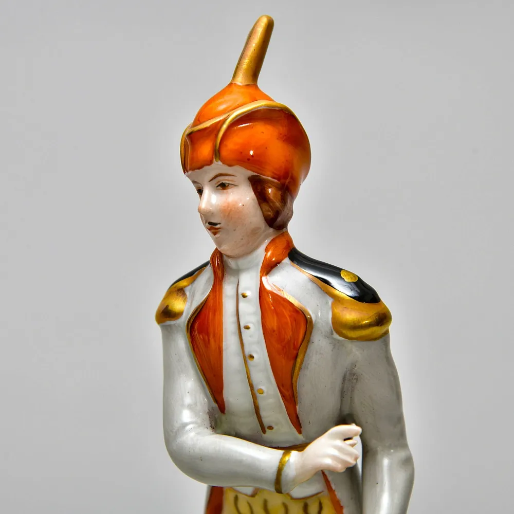 Коллекционная Фарфоровая Статуэтка «Солдат - Офицер кавалерии», Германия - вторая половина ХХ века.