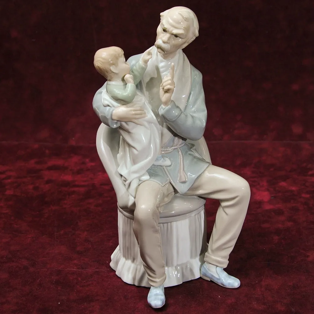 Редкость! Коллекционная Фарфоровая статуэтка «Дедушка с внуком», Lladro Испания 1965 - 1970 годы.