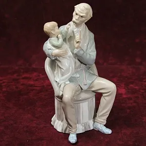 Редкость! Коллекционная Фарфоровая статуэтка «Дедушка с внуком», Lladro Испания 1965 - 1970 годы.