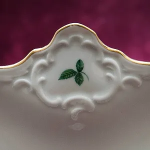 Большое Сервировочное Блюдо «Роза» Фарфор KAISER Германия -1967 - 1970 годы.