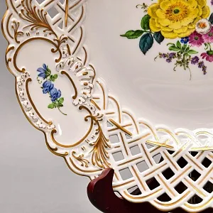 Коллекционное Фарфоровое Блюдо - Тарелка «Букет», MEISSEN / МЕЙСЕН Германия, середина ХХ века. 