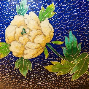 Редкость! Шикарная Ваза «ПИОН» в технике « Клуазоне» Китай 50 -е годы ХХ века.