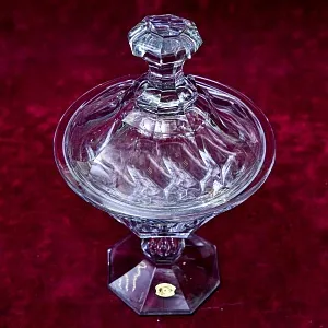 Хрустальная Ваза - Конфетница с крышкой на ножке, VAL SAINT LAMBERT Бельгия.