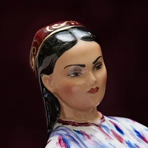 Редкость! Авторская Фарфоровая статуэтка «Узбечка с хлопком», ЛФЗ СССР 1955 год. 