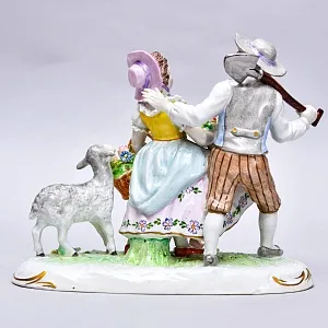 Коллекционная Фарфоровая статуэтка «Маленькие Садовники», SITZENDORF Германия, середина ХХ века.