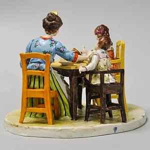 Антикарная Фарфоровая Статуэтка «Едоки каши. Завтрак», Aсkermann & Fritze начало ХХ века.