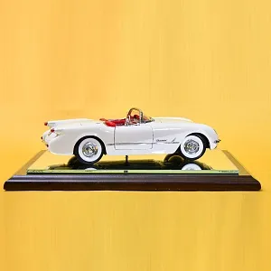 Коллекционная Металлическая Модель «Автомобиль - Carvette 1953 » Германия.