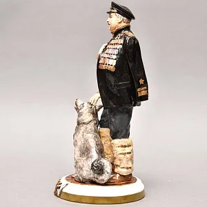 Коллекционная Авторская Статуэтка «Советский Исследователь Арктики - Папанин И.Д.», фарфор, Россия. 