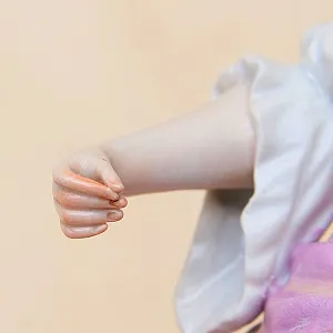 Большая! Фарфоровая статуэтка «Дама с веером» VOLKSTEDT  Германия -1915-1934 гг.