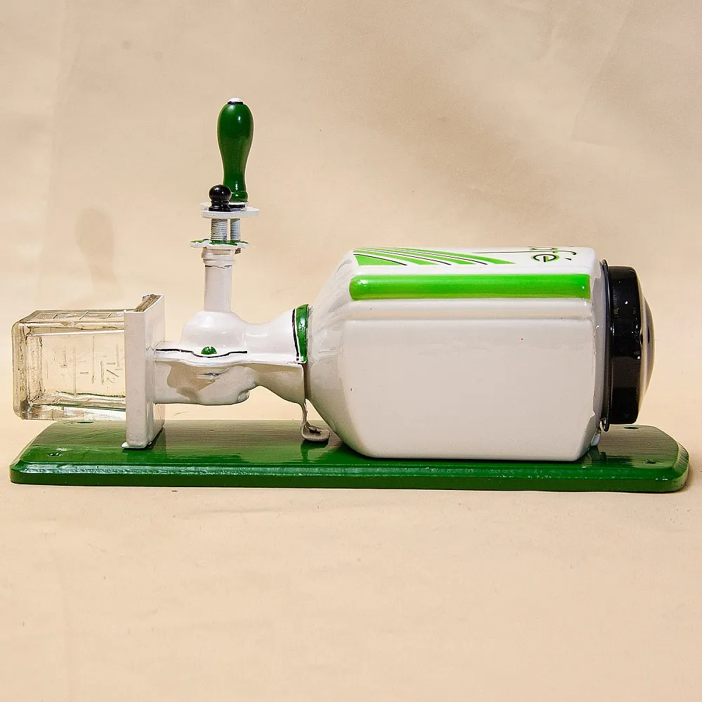 Старинная Настенная Ручная Механическая Кофемолка «PeDe» в стиле АРТ-Деко, Голландия.