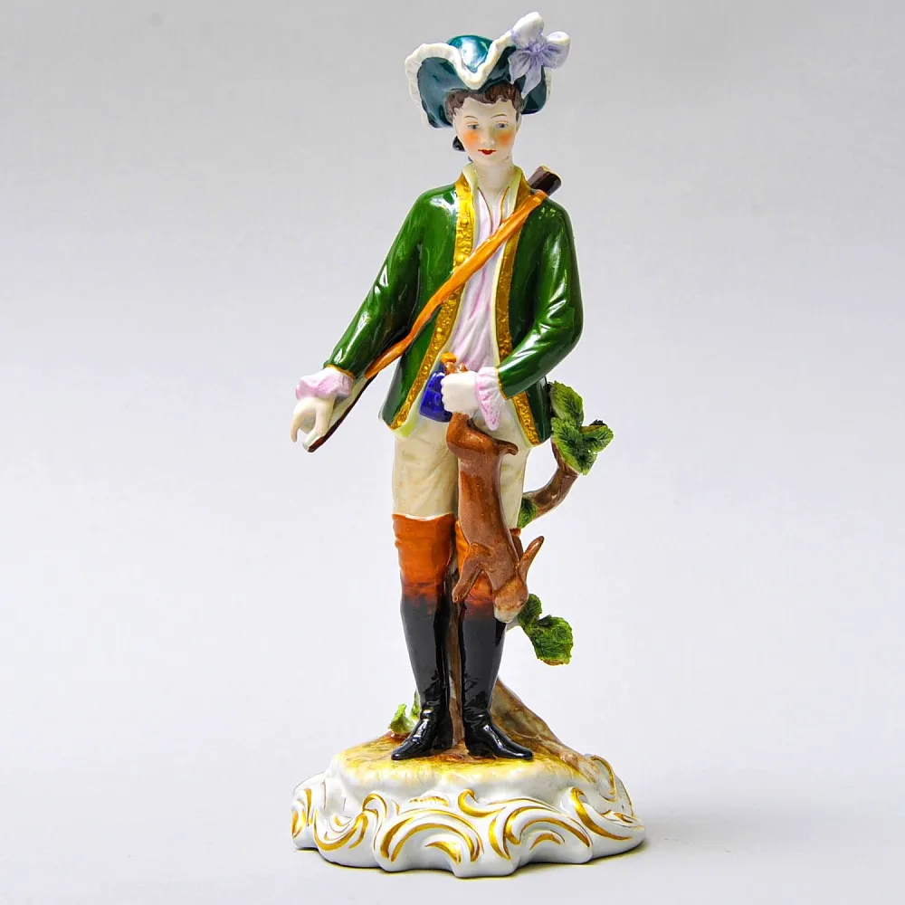 Коллекционная Фарфоровая статуэтка «Охотник с трофеем», Scheibe - Alsbach Германия 1952 - 1972 годы.