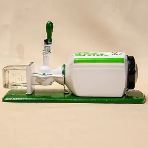 Старинная Настенная Ручная Механическая Кофемолка «PeDe» в стиле АРТ-Деко, Голландия.