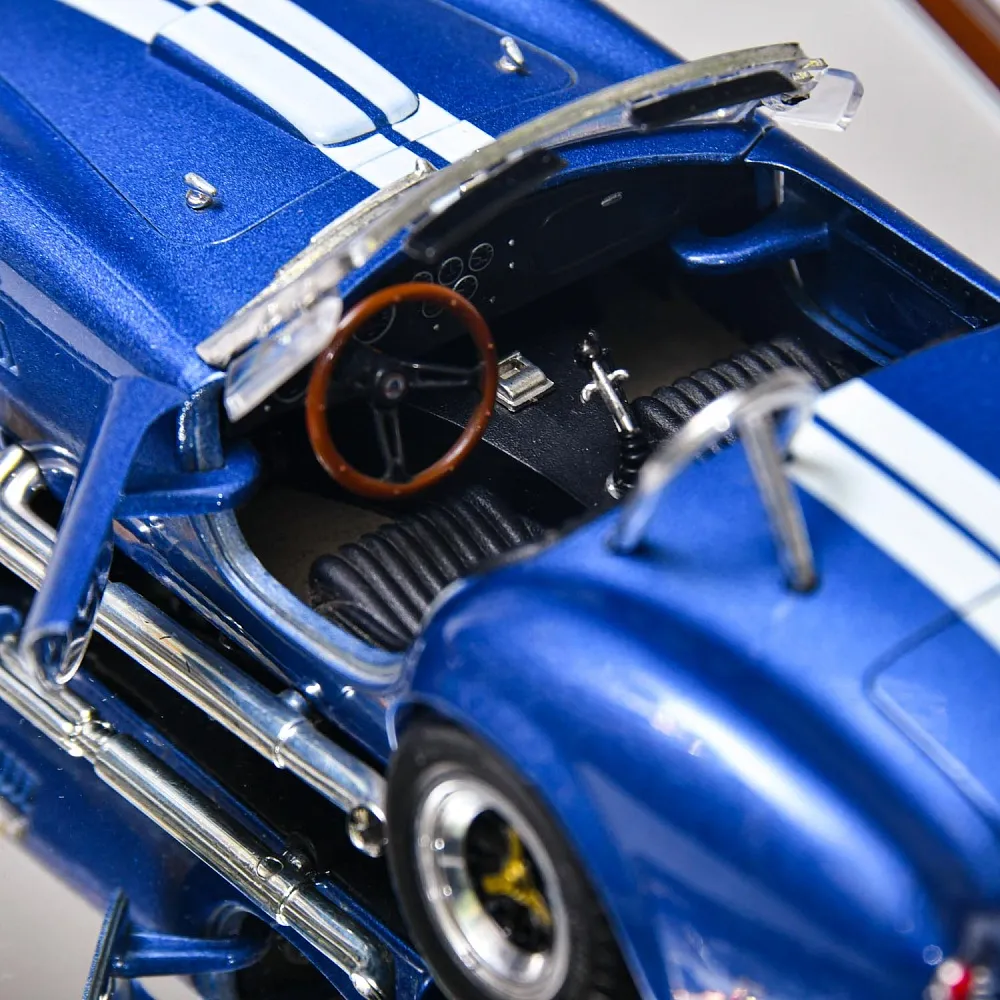 Коллекционная Металлическая Модель «Автомобиль -  Shelby Cobra 427» Германия.