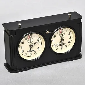 Легендарные Советские Механические Настольные Шахматные Часы «Янтарь», СССР -1954 год.