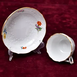 Коллекционая Кофейная пара «Цветочная россыпь», Фарфор MEISSEN Германия, первая половина ХХ века.