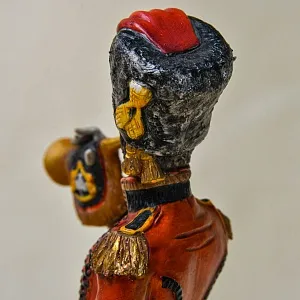 Коллекционная Фарфоровая статуэтка «Солдат. Гусар - горнист» из серии «Армия Наполеона», Capodimonte Италия.