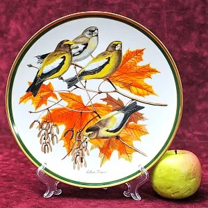 Коллекционная Тарелка - Блюдо «Вечерний Американский Дубонос» Фарфор, Franklin Porcelain США -1980 год.