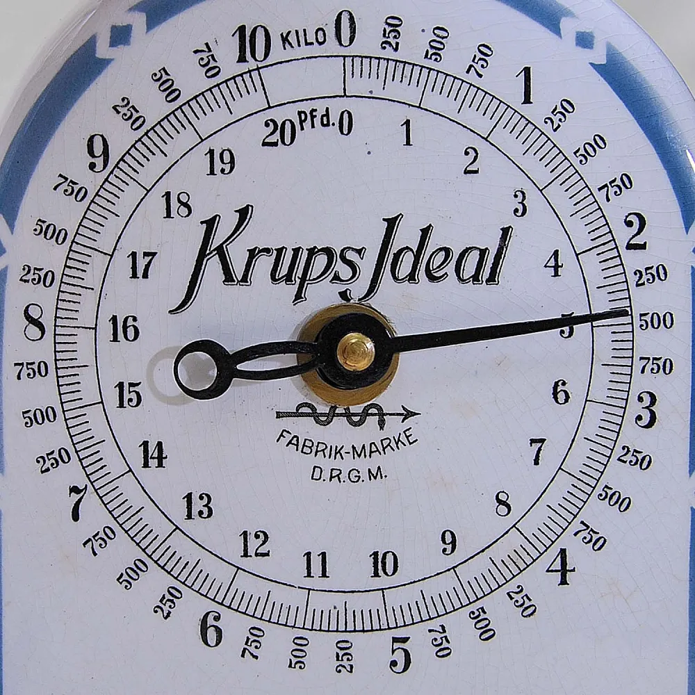 Редкость! Старинные Кухонные Весы в Фарфоровом корпусе KRUPS IDEAL, Германия -1915 год.