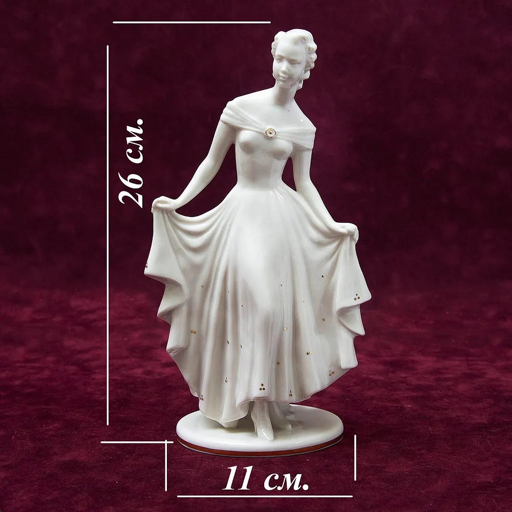 Фарфоровая Статуэтка «Девушка в белом платье», Hutschenreuther, Германия -1955-1968гг.
