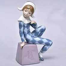 Коллекционная Фарфоровая статуэтка «Маленький Арлекин B», Lladro Испания, 1980 - 1985 годы.