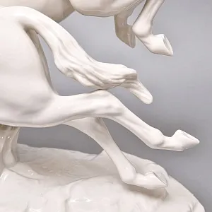 Большая Фарфоровая Статуэтка «БЕГУЩИЕ ЛОШАДИ», Hutschenreuther Германия, вторая половина ХХ века.