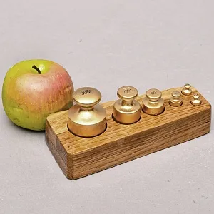 Винтажный Набор Гирь и Разновесов для Весов, Аптек и Химкабинетов, Киров СССР -1973 г.