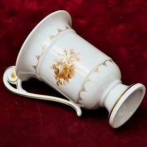 Классическая Фарфоровая Пара «Цветочное Золото» для Горячего Шоколада или Какао, KAISER Германия - 1979 год.