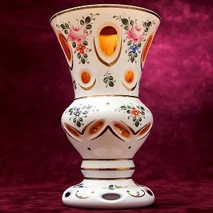 Ваза «Цветочная Нежность» Стекло Эмалевая роспись, LAUSITZER GLASWERKE Германия - 50-70е гг.