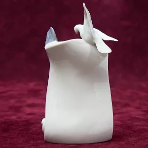 Фарфоровая Настольная плакетка LLADRO Society, Испания, 1985 - 2001 годы. 