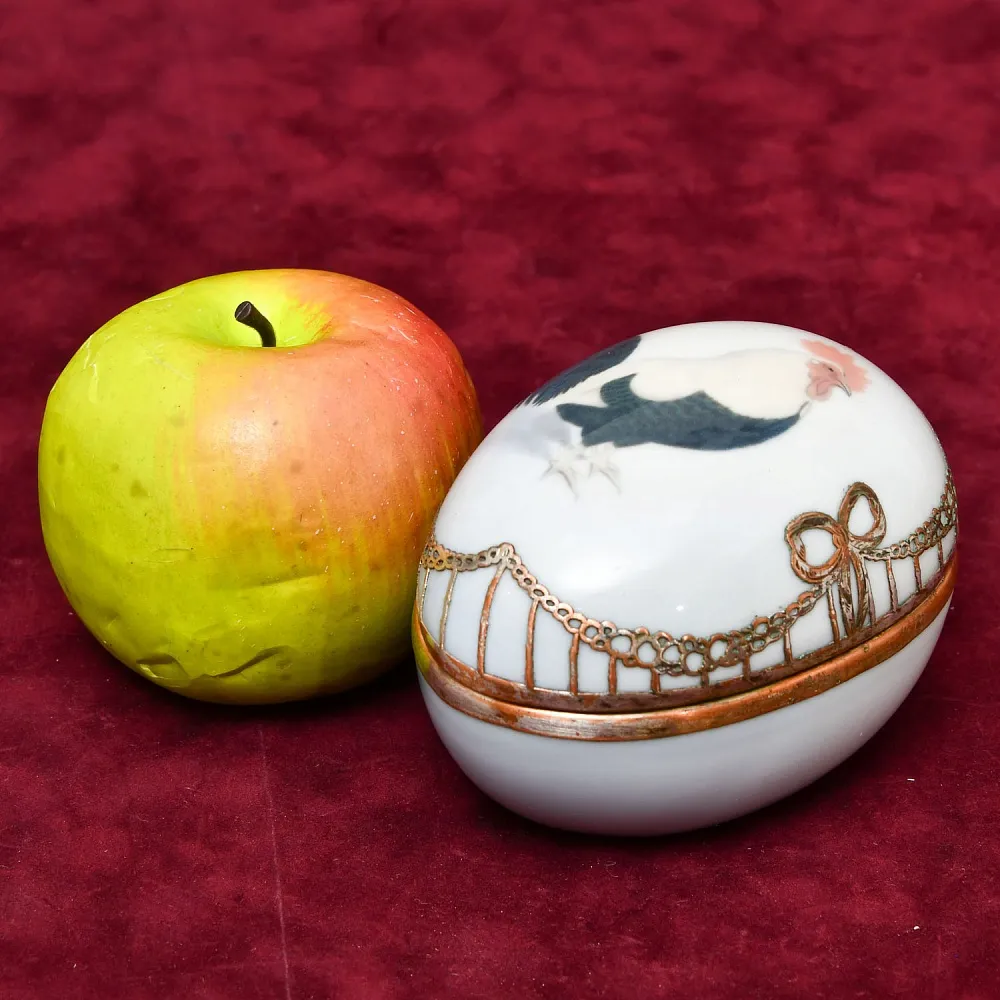 Антикварная Фарфоровая Шкатулка - Бонбоньерка «ПЕТУШОК», Франция - начало ХХ века.