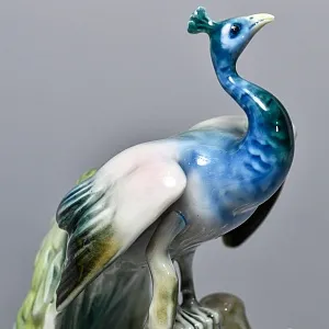 Коллекционная Фарфоровая статуэтка «Птица. Павлин на ветке», Kaiser Германия, середина ХХ века. 