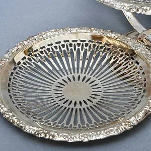 Металлическая Конфетница - Фруктовница «Этажерка» Silverplate, Sheffield Англия, 60-е гг.