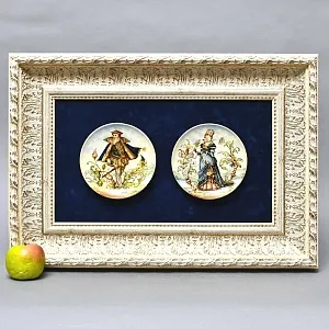 Картина - Панно из Двух Антикварных Тарелок «Кавалер и Дама», Фаянс Бельгия начало ХХ века.
