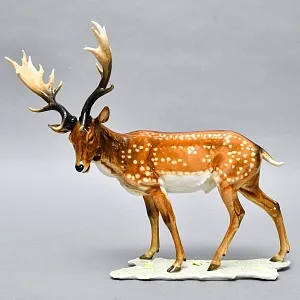 Коллекционная Фарфоровая статуэтка «Пятнистый Олень», Hutschenreuther Германия.