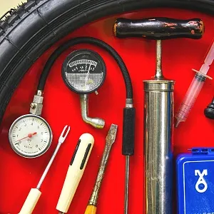 Коллекционное Рекламное Панно «Автомобильный ШИНОМОНТАЖ», СССР - 80 гг.