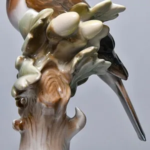 Коллекционная Фарфоровая статуэтка «Птица. Варакушка на дубовой ветке», ROSENTHAL Германия.