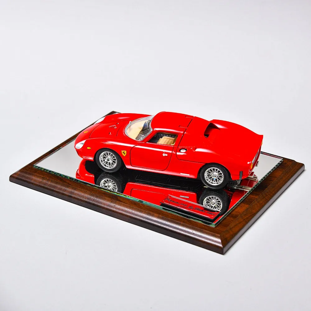 Коллекционная Металлическая Модель «Автомобиль - Красный Ferrari 250» Германия.