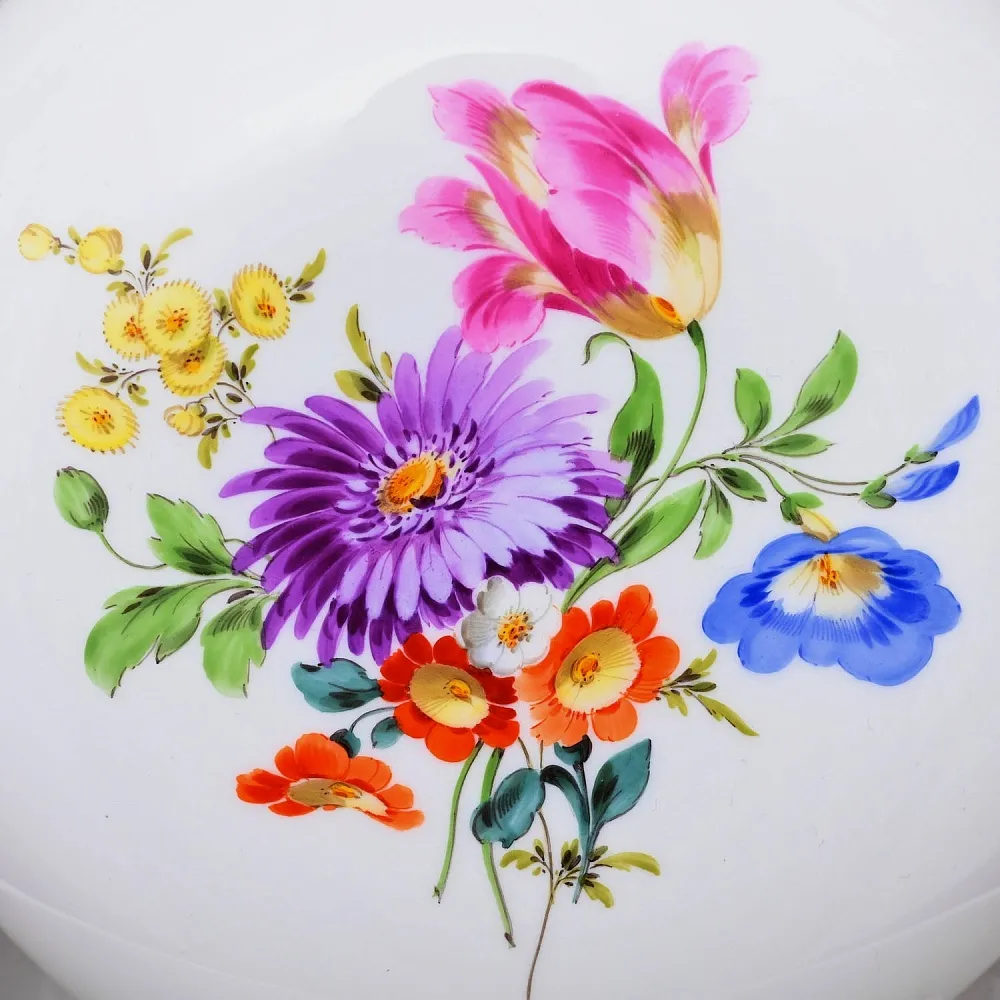 Большая Фарфоровая Шкатулка - Бонбоньерка «ЦВЕТЫ», MEISSEN / МЕЙСЕН Германия.