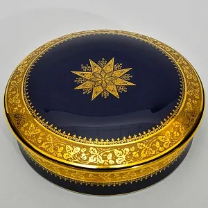 Классическая шкатулка «Золотая Звезда», Фарфор Limoges Франция, середина ХХ века.