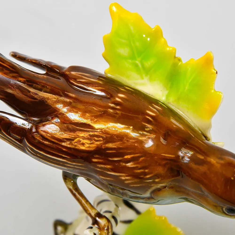 Коллекционная Фарфоровая статуэтка «Птица на березовой ветке», Goebel Германия 1972 - 1979 годы.