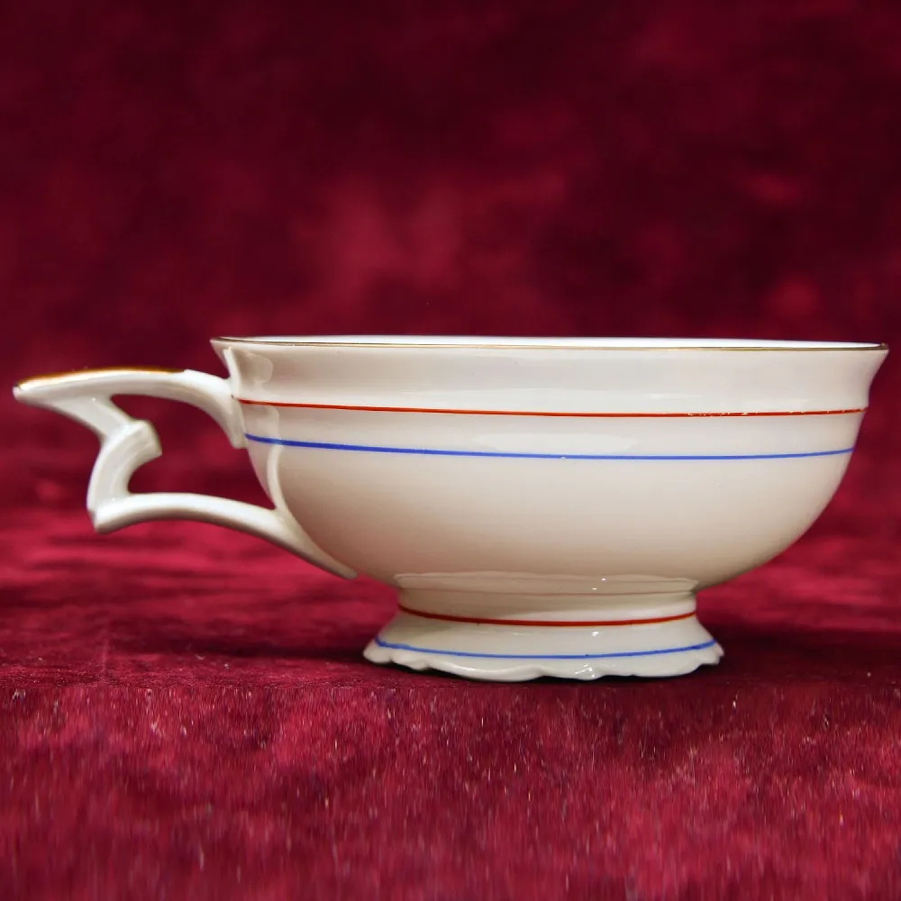 Антикварная Коллекционная Фарфоровая Чайная Тройка «Цветочный орнамент» , Schirnding Porzellan A.G. Германия 1909 - 1925 годы.