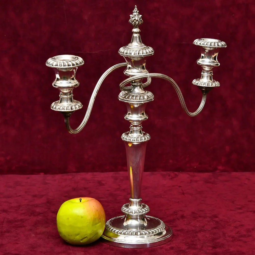 Большой Канделябр - Подсвечник на Три Свечи. Silverplate SHEFFIELD, Англия начало ХХ века.