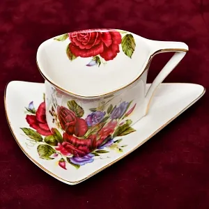 Коллекционная Фарфоровая Чайно - Кофейная пара «РОЗЫ», Limoges Франция.