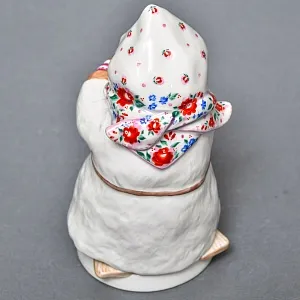 Авторская Коллекционная Фарфоровая Статуэтка «Укутыш или Девочка на лыжах», Россия.