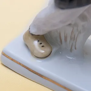 Коллекционная Фарфоровая статуэтка «Юный электрик», ДФЗ Вербилки СССР, середина ХХ века. 