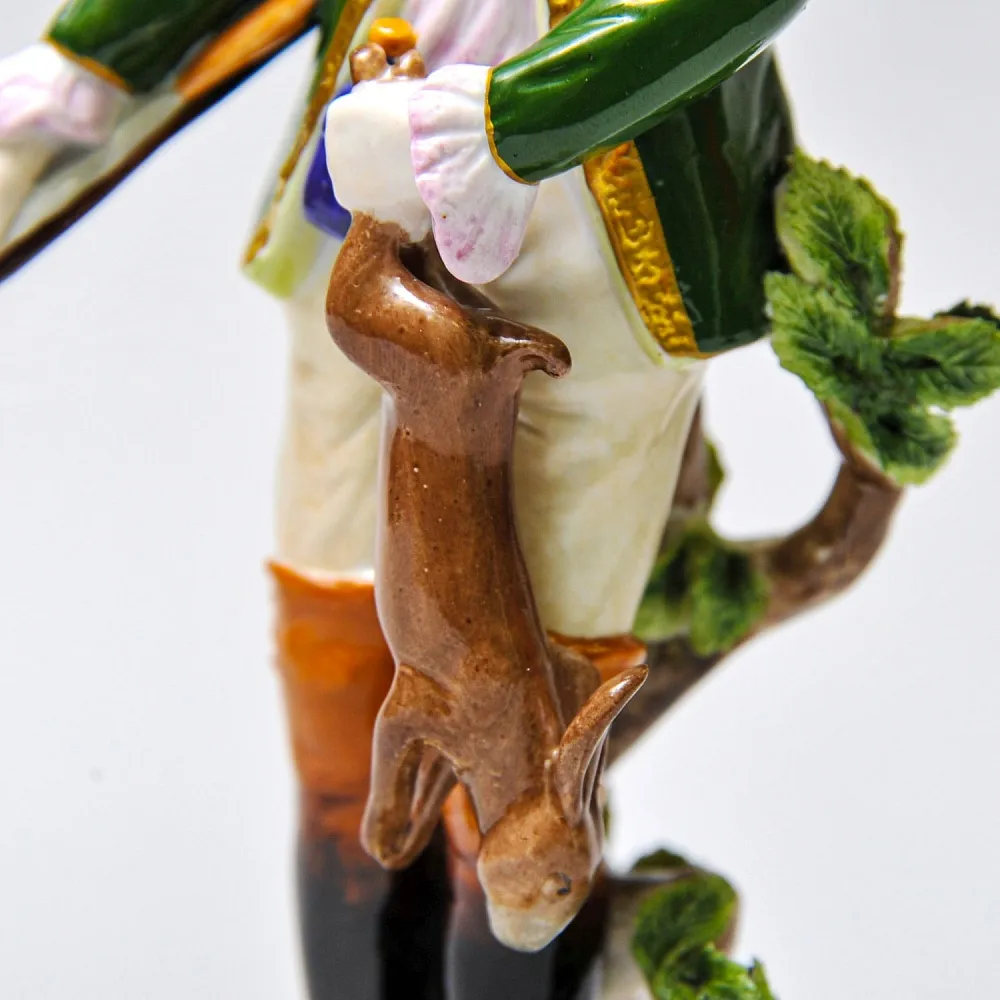 Коллекционная Фарфоровая статуэтка «Охотник с трофеем», Scheibe - Alsbach Германия 1952 - 1972 годы.