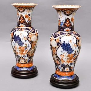Коллекционные Парные Вазы на подставках из серии «Yokohama» H - 38 см., Фарфор KAISER, Германия.