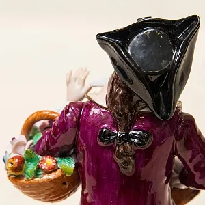 Парные Фарфоровые статуэтки «Сельская Ярмарка» Н-22см. SITZENDORF, Германия - 50гг..