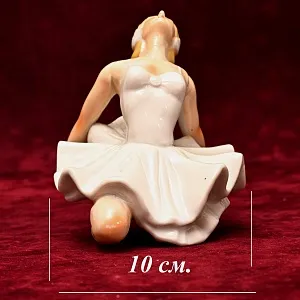 Коллекционная Фарфоровая статуэтка «Балерина, Танец - Лебединое озеро», Schau Bach Kunst Германия. 