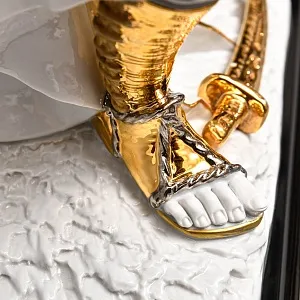 Большая Авторская Фарфоровая статуэтка «Самурай - Путь Воина», Ahura Италия, 80-е годы ХХ века.